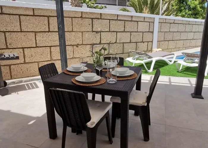 Orquidea 卡亚俄萨尔瓦赫